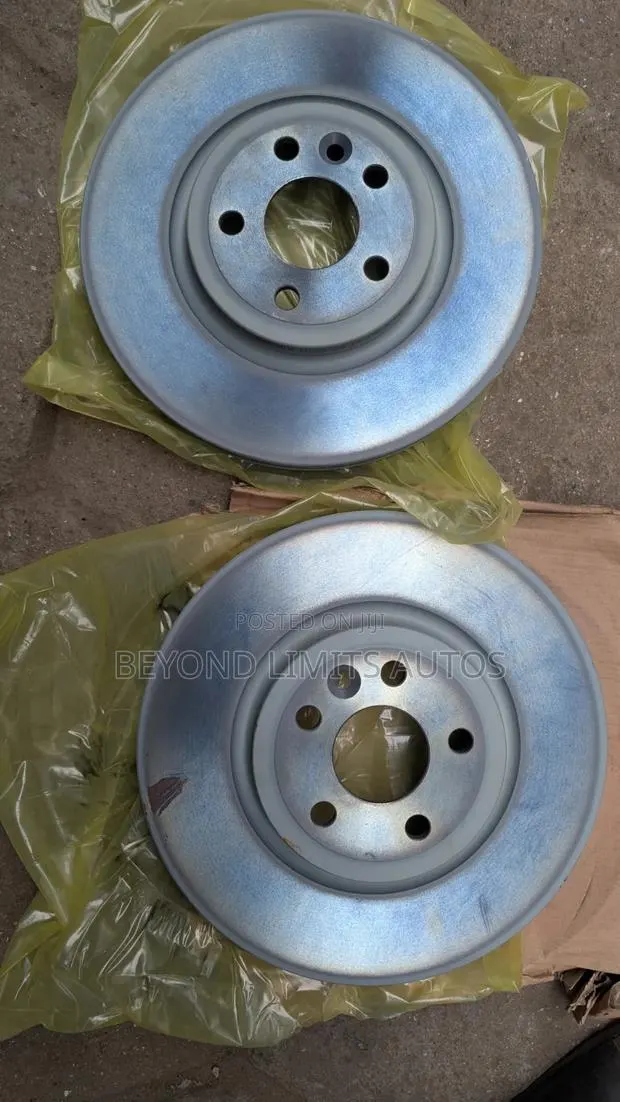 Range Rover Velar 2018,2019,2020,2021,2022 Front Brake Disc · Photo 1