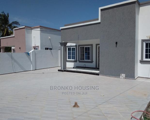 3bdrm House in Bronko Housing, Spintex for sale · Photo 3