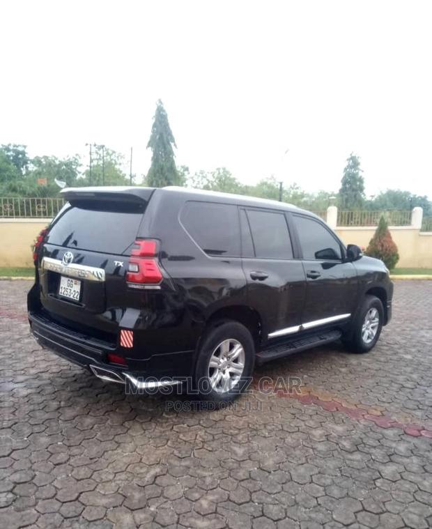 Car for Rent Rent a Land-Cruisers Prado for Weddings Trips · Photo 2