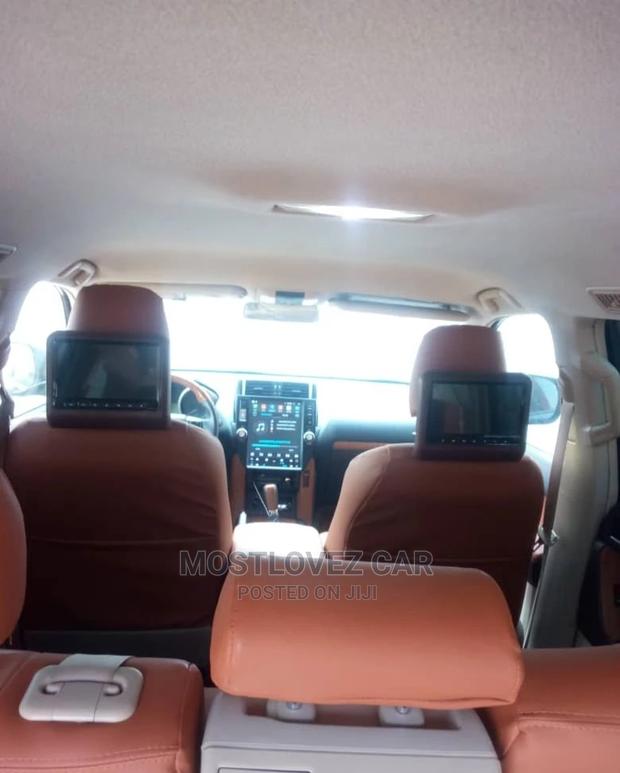 Car for Rent Rent a Land-Cruisers Prado for Weddings Trips · Photo 5