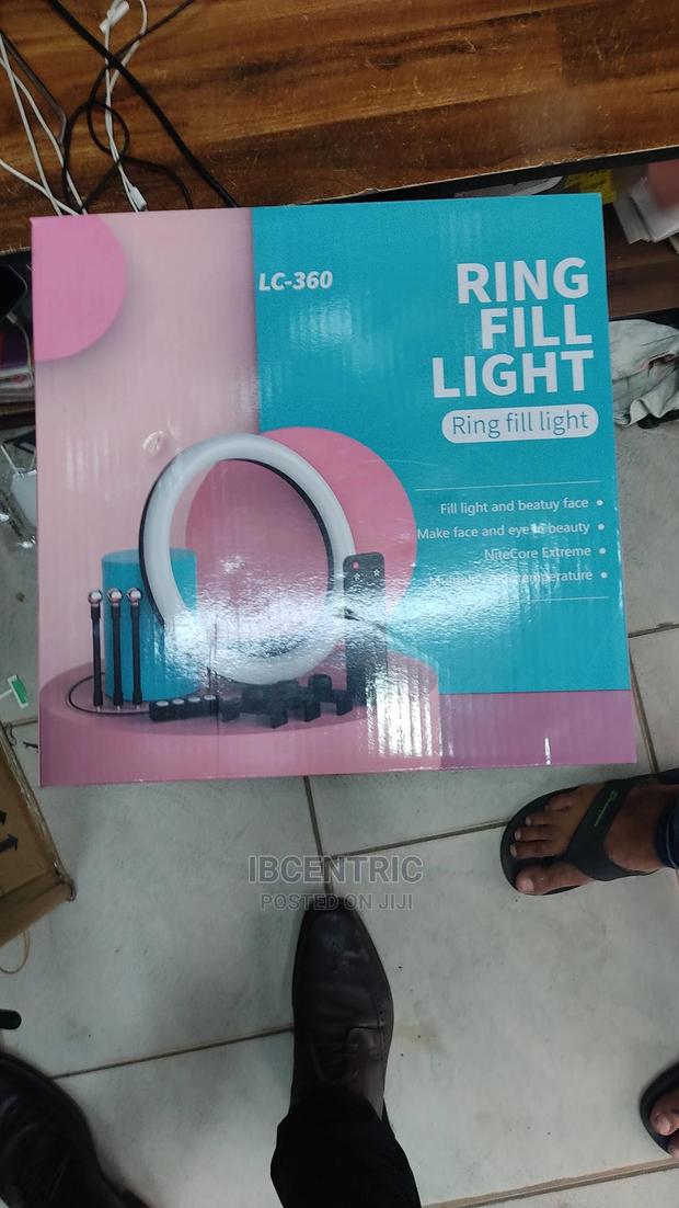 14 Inch RGB Soft Ring Light With Remote · Photo 1
