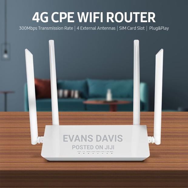 Universal 4G LTE Sim Card Router · Photo 1