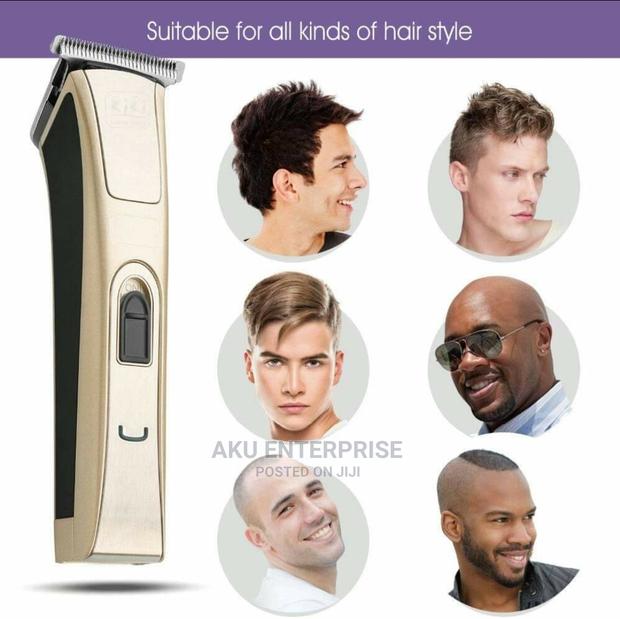 Rechargeable Balding Shaving Machine · Photo 3