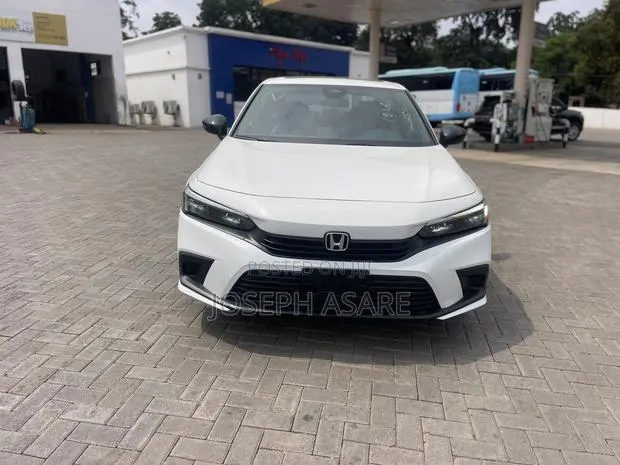Honda Civic 2024 White · Photo 1