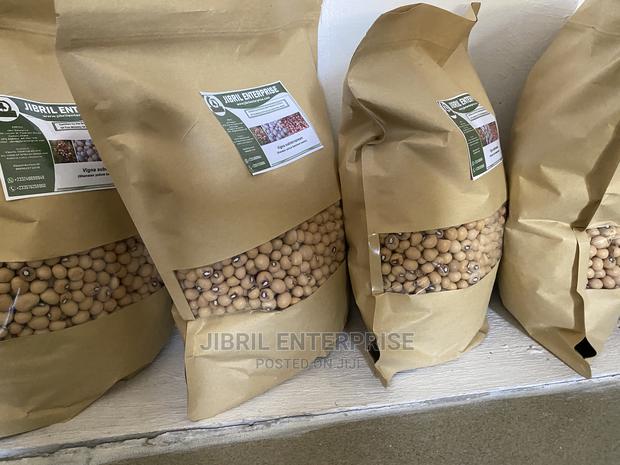 Yellow Bambara Beans · Photo 2