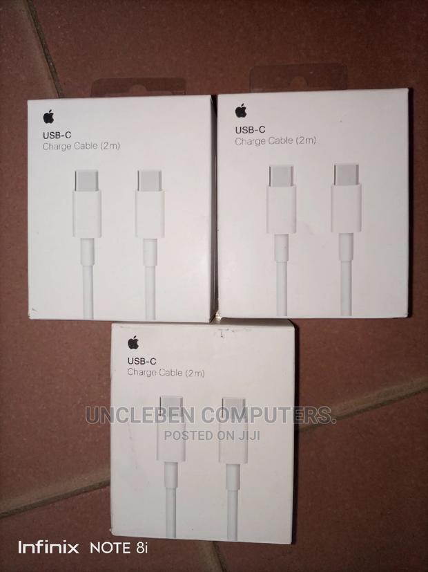 Type C to Type C 2m for Laptops and Phones · Photo 1