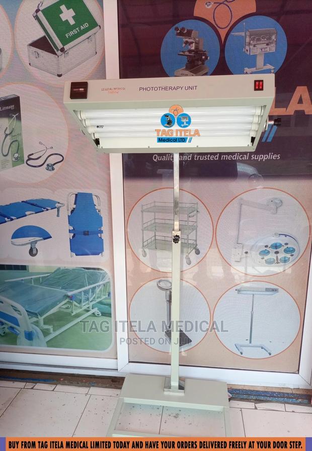 Phototherapy Unit (Blue Light) · Photo 2