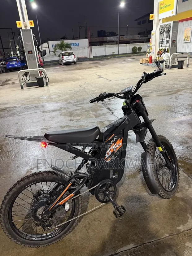 Motorcycle 2025 Black · Photo 1