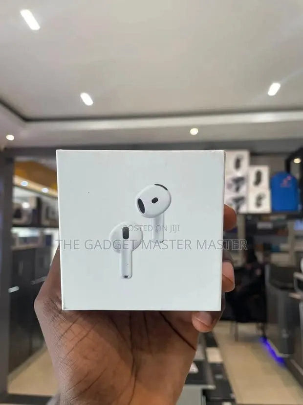 Apple Airpods 4 Active Noise Cancellation · Photo 1