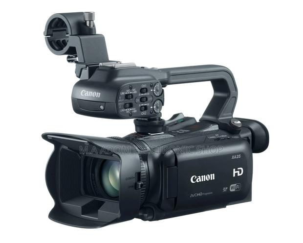 Canon Camcorder XA25 · Photo 1