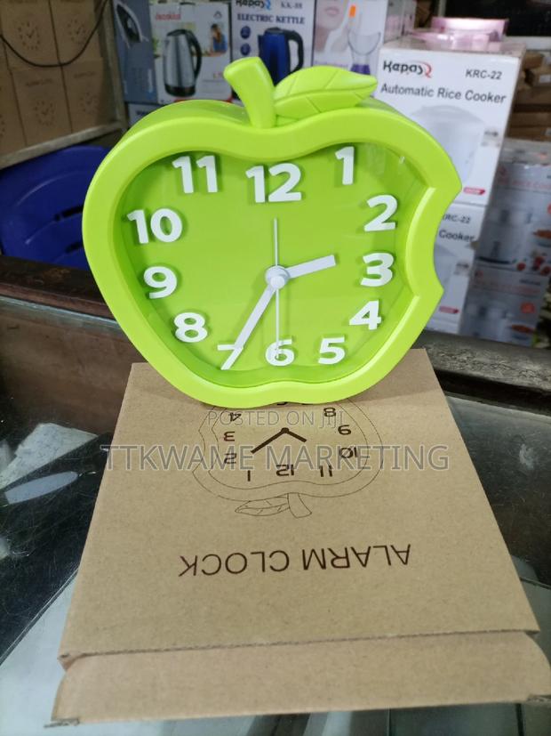 Beautiful Alerm Clock · Photo 5