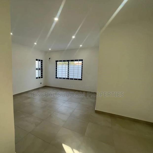 3bdrm House in Suadom Properties, Baatsona Total for sale · Photo 4