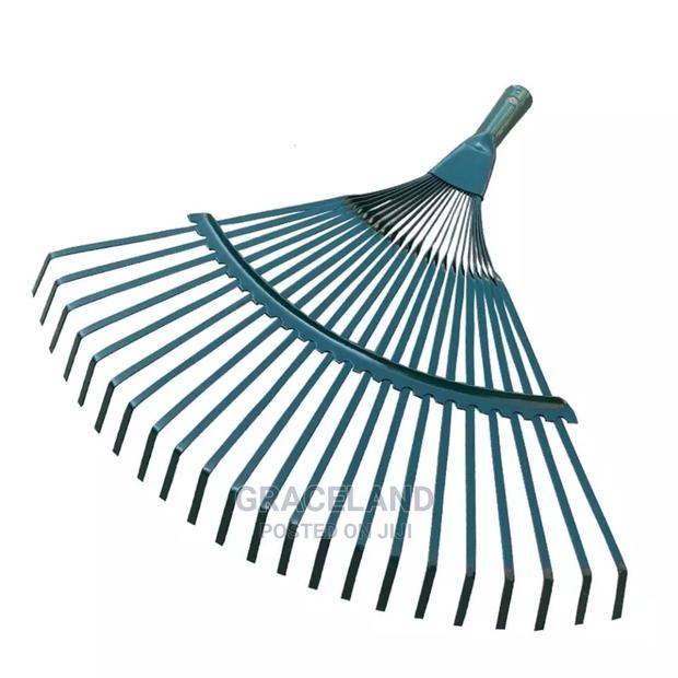 Courtyard Shrub Rakehead Lawn More Durable Garden Tool Grass · Photo 1