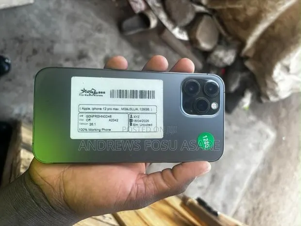 Apple iPhone 12 Pro Max 128 GB Black · Photo 3