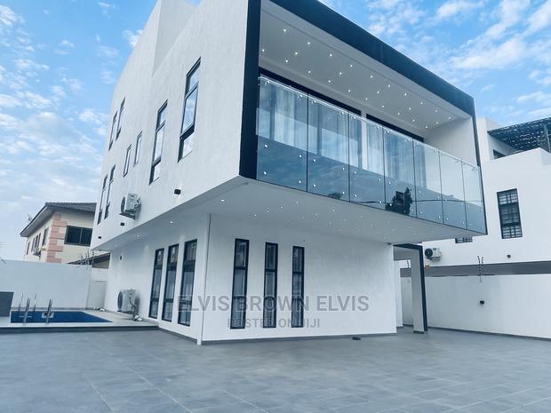 4bdrm Duplex in Living Large, East Legon for Sale · Photo 3