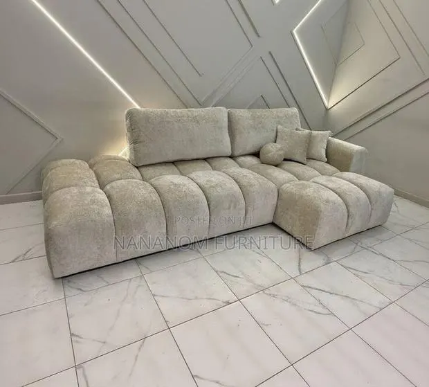 Modern Sofa Available · Photo 1