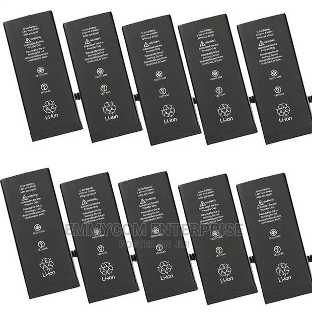 Original Apple iPhone 7 Battery With Instant Replacement · Photo 2