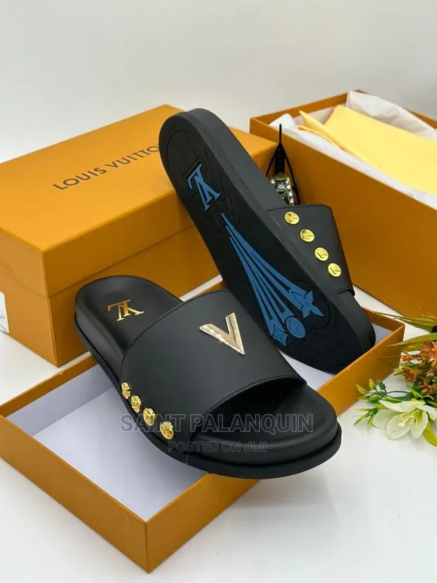 Vuitton Quality Slides · Photo 1