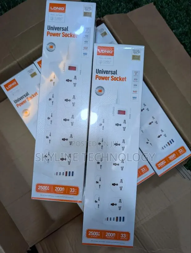 The Ldnio Sc10610 Smart Socket Extension. · Photo 1