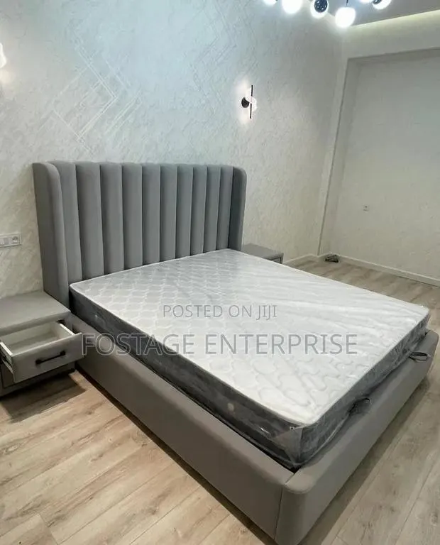 High Qualityforeign Queen Size Bed and Matress · Photo 1