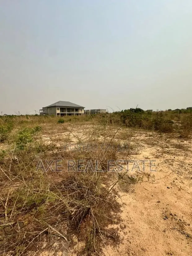 Invest More : No Legal Issues - Prampram Beach Lane · Photo 1