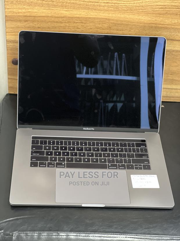 Laptop Apple MacBook 2017 16GB Intel Core i7 SSD 512GB · Photo 2