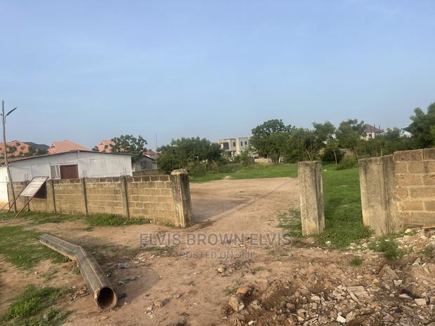 4 Plot of Land 4 Sale at by the Main Roadside at Legon Hils · Photo 2
