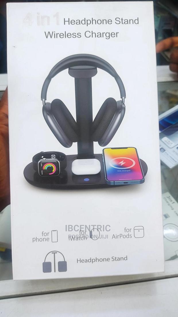 4 in 1 Headphone Stand With Wireless Charger · Photo 6