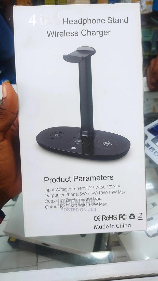 4 in 1 Headphone Stand With Wireless Charger · Photo 2
