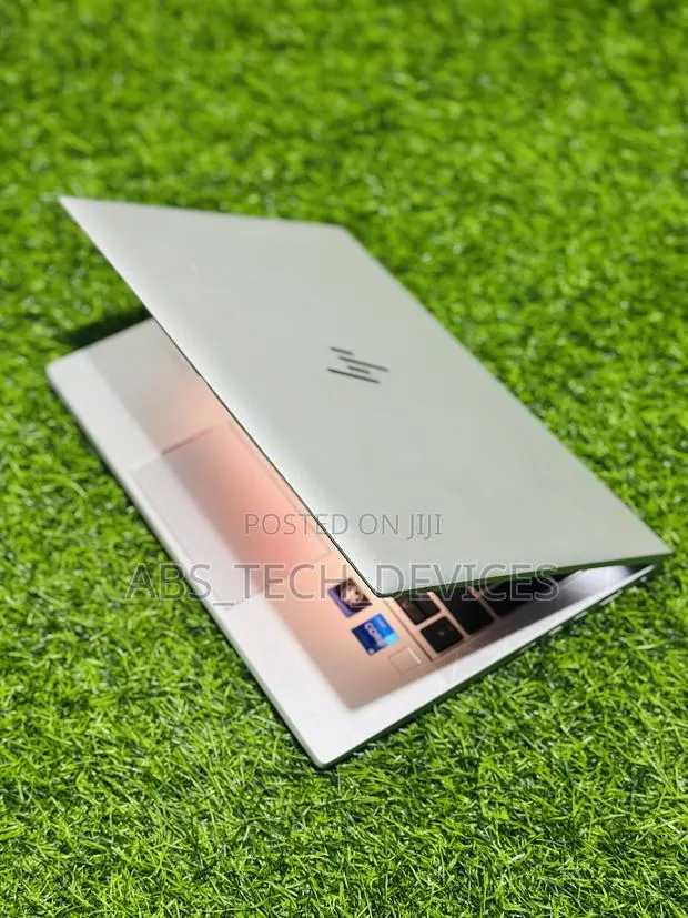 Laptop HP EliteBook 840 G7 16GB Intel Core i7 SSD 256GB · Photo 1