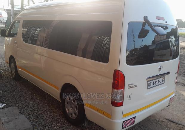 Buses and 4X4S Vehicles for Rent Tours Weddings Long Trips · Photo 1
