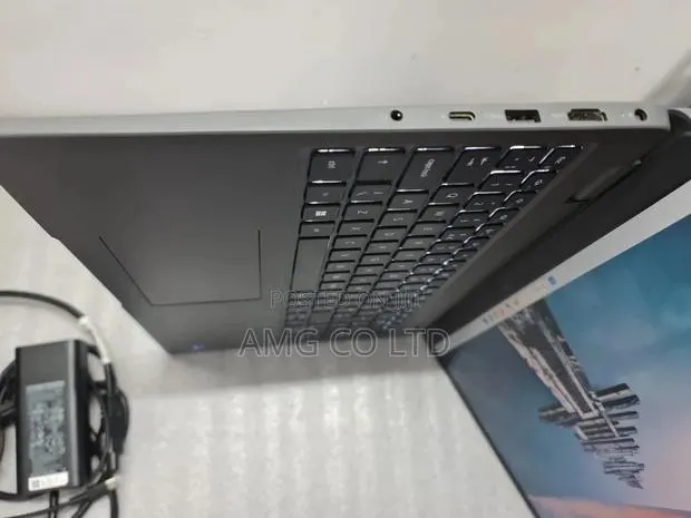 Laptop Dell Latitude 3540 16GB Intel Core i5 SSD 512GB · Photo 1