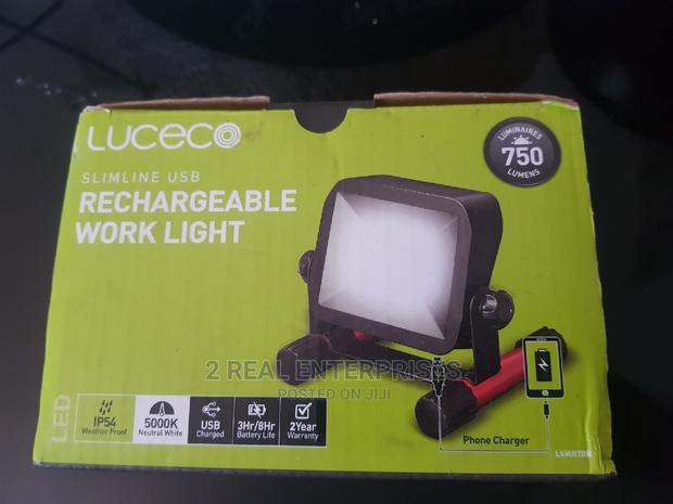Slimline Usb Rechargeable Work Light · Photo 1