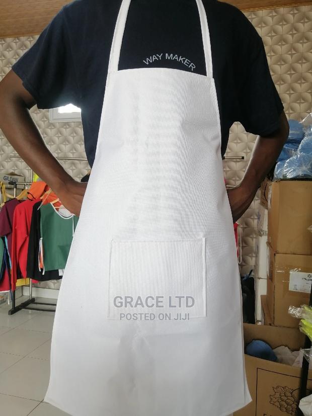 White PVC Apron · Photo 1