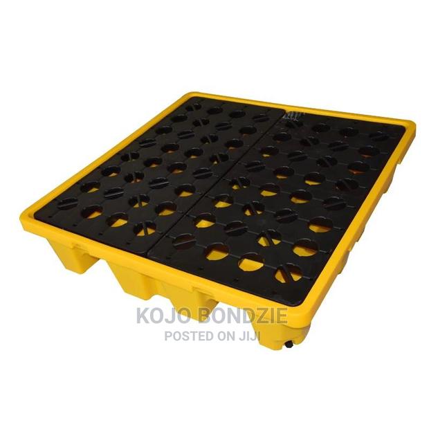 Oil Spill Pallet · Photo 2