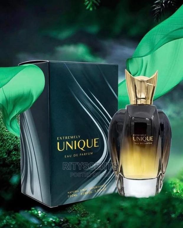 Extremely Unique by Fragrance World · Photo 1