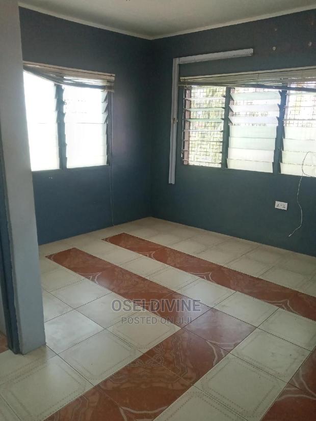 Chamber and Hall S/C Apartments Dansoman · Photo 1
