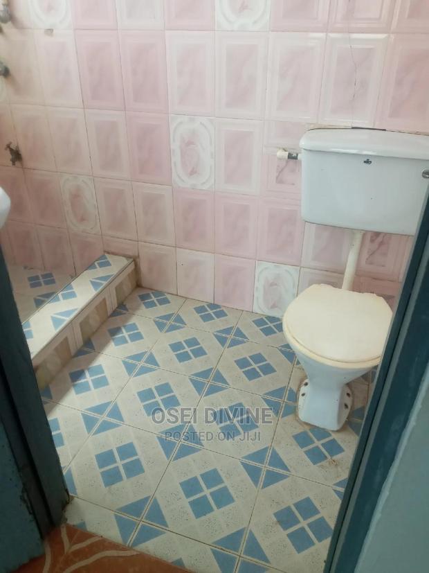 Chamber and Hall S/C Apartments Dansoman · Photo 5