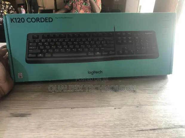 Logitech Wired Keyboard · Photo 1