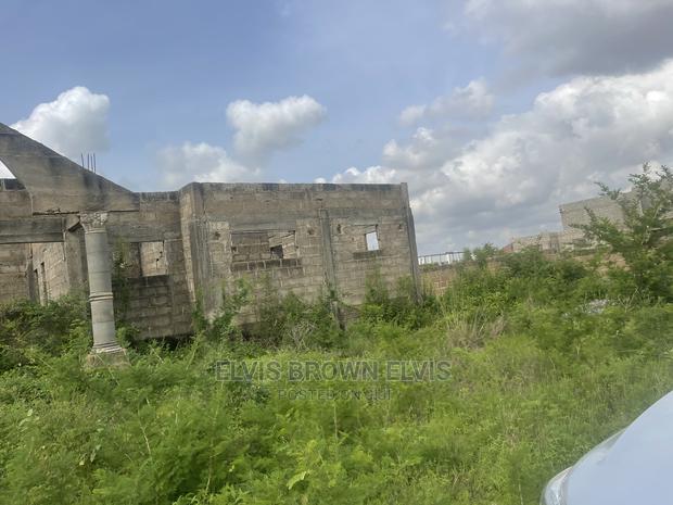 Uncomplicated House for Sale on 2 Plot at Legon Hills · Photo 3