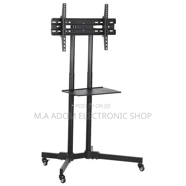 For Both Classrooms Conference Rooms Fits Screen 32”-70” · Photo 1