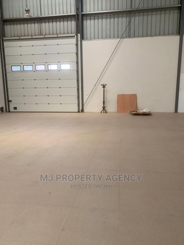 800sqm Warehouse at West Legon · Photo 1