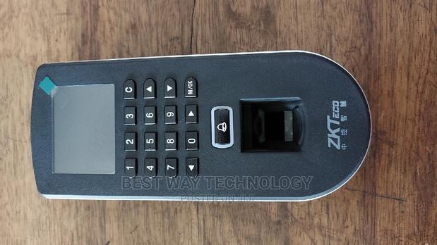 Fingerprints Access Control · Photo 3