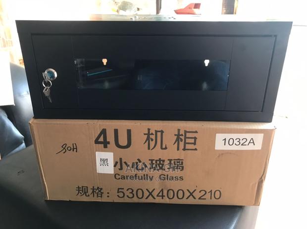 4u Cabinet Network Rack 530x400x210 · Photo 1