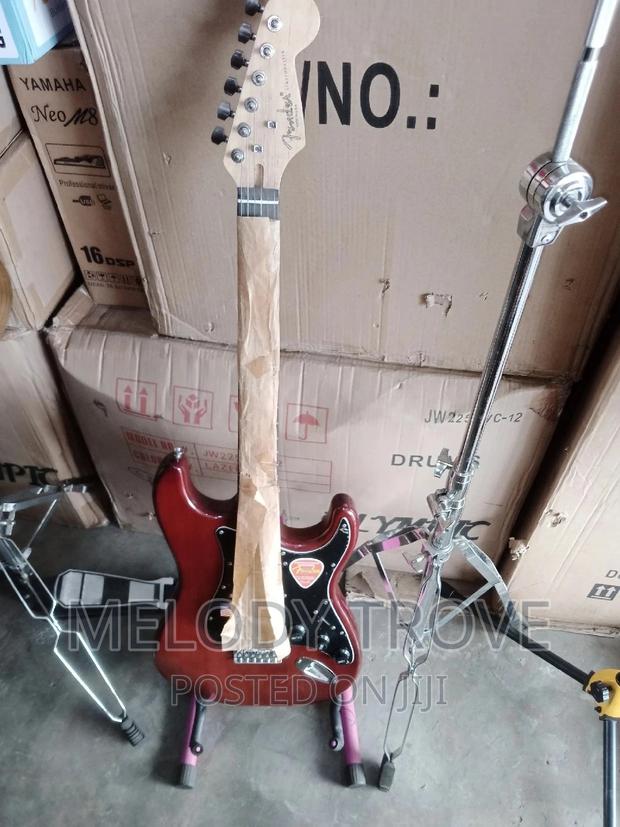 Fender Electric Guitar for Sale · Photo 1