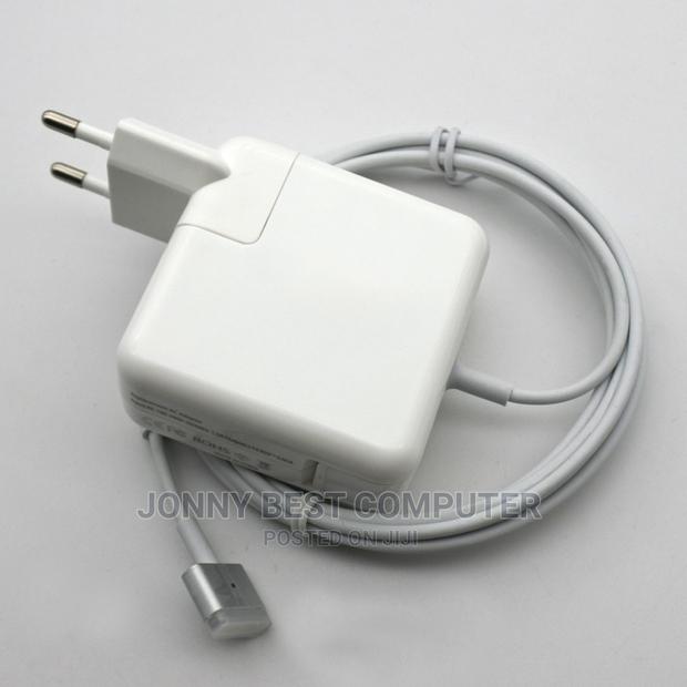 MAC Air Laptop Charger · Photo 2