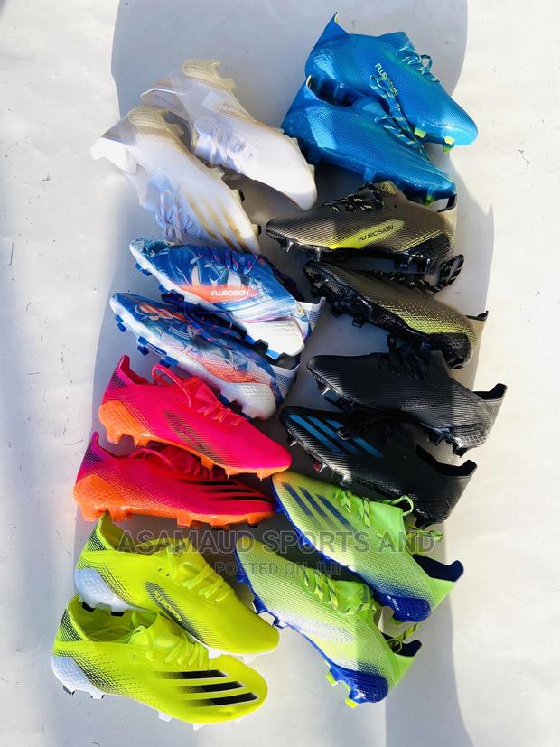 Original Adidas Cleat at Cool Price · Photo 2
