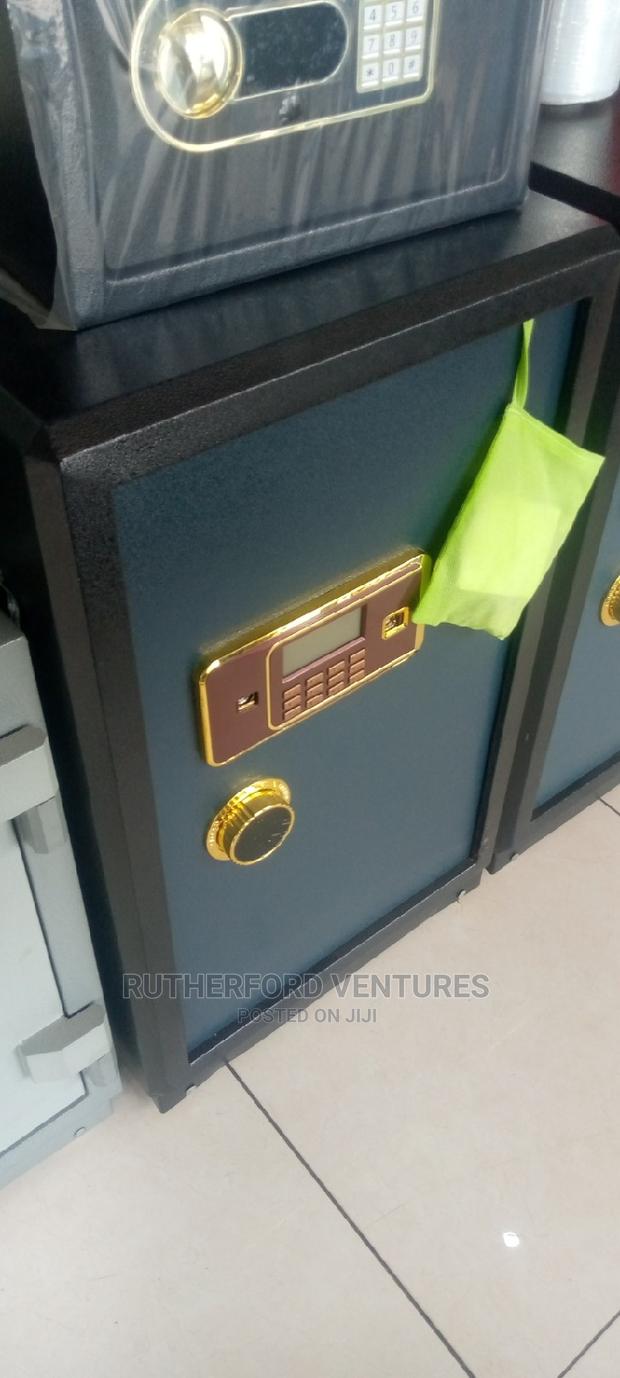 Money Safe · Photo 1