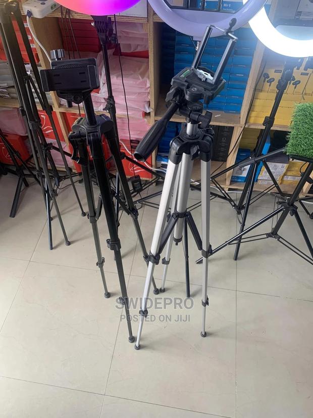 Tripod Stand for Phones · Photo 2