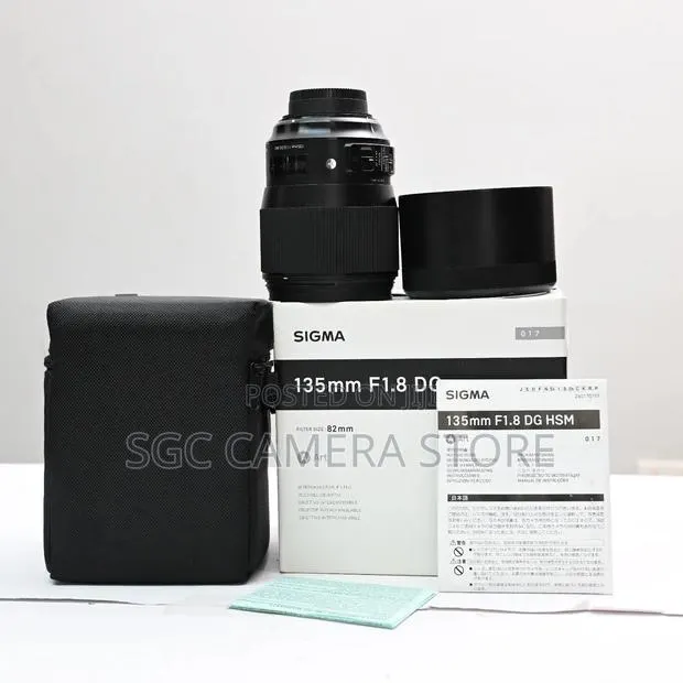 Sigma 135mm F1.8 DG Art Lens // 6-Months Warranty · Photo 1